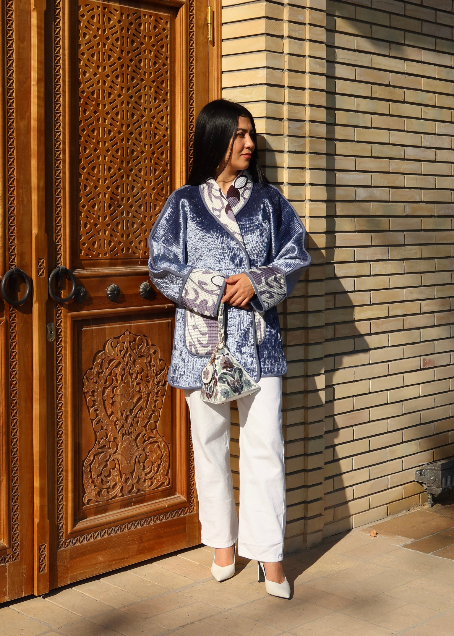 Reversible Two-Sided Jacket and Pyramid Clutch in Silk Road Style